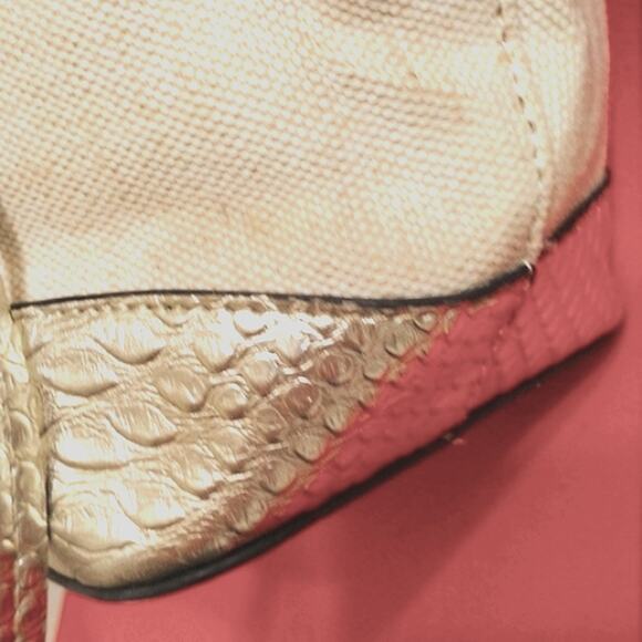 London Fog TOTE Bag 12x20 Gold Leather Trim Shoulder Strap 4 Feet Canvas Luxury - Picture 14 of 16